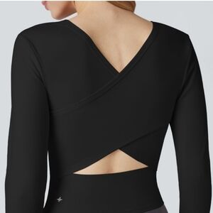 HALARA SoftlyZero™™ Plush Round Neck Long Sleeve Cut Out Yoga Sports Top